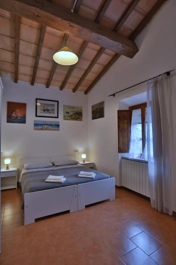 Podere San Francesco Bed & Breakfast โวลแตร์รา ภายนอก รูปภาพ