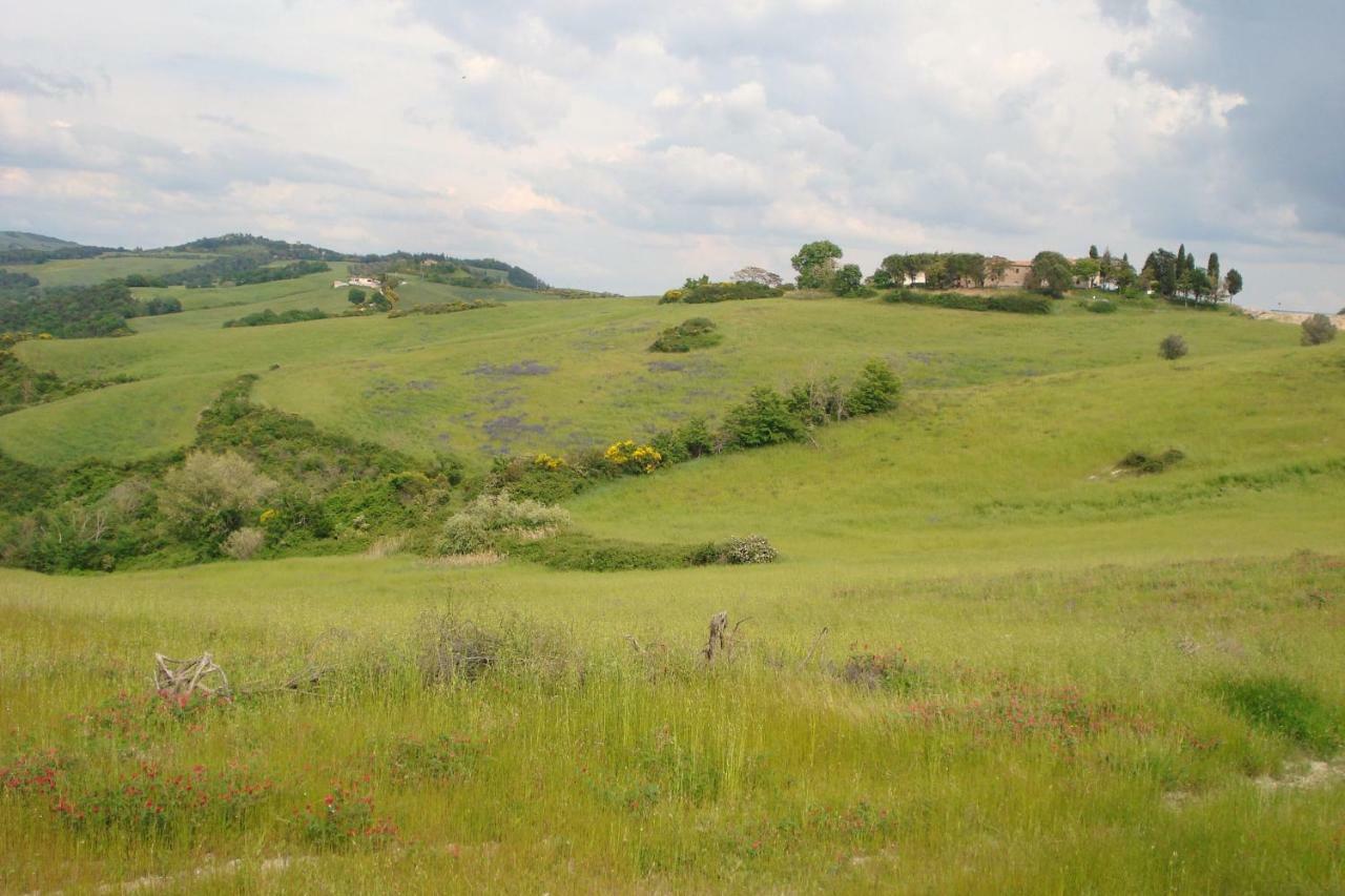 Podere San Francesco Bed & Breakfast โวลแตร์รา ภายนอก รูปภาพ