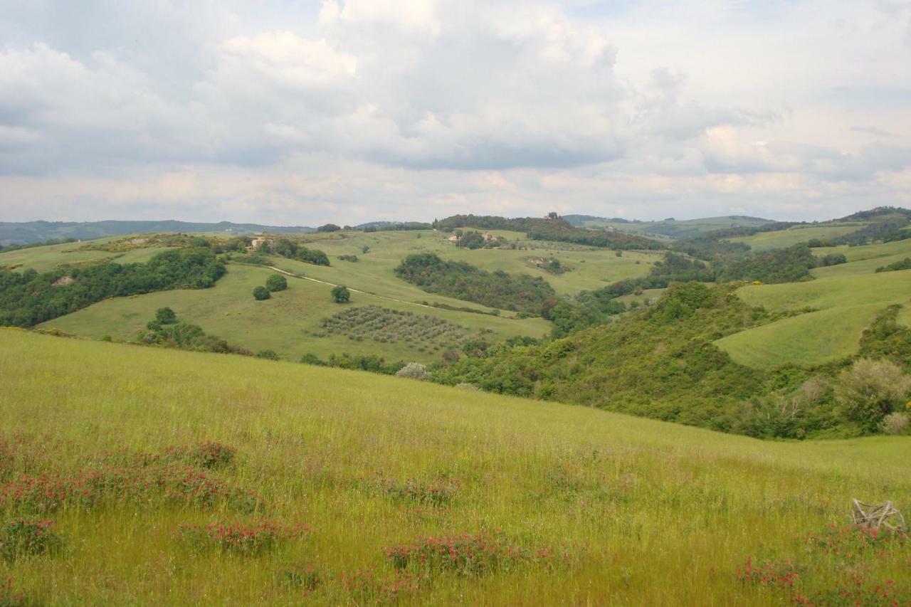 Podere San Francesco Bed & Breakfast โวลแตร์รา ภายนอก รูปภาพ